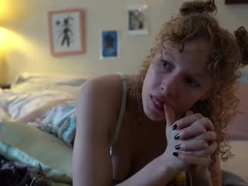 Sistinehashands Chaturbate stream image from February 25, 2026