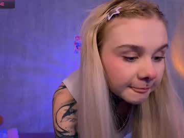 Britney_Lynch Chaturbate stream image from February 25, 2026