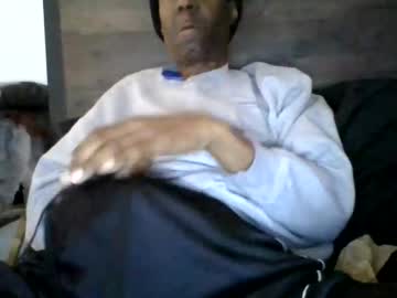 Lovenylontoesonu Chaturbate stream image from February 25, 2026