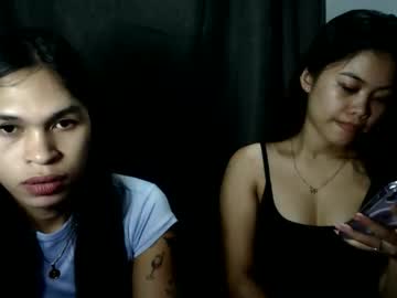 Prettyyy_Lovelyyy Chaturbate stream image from February 25, 2026