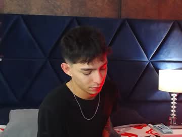 Ianlark Chaturbate stream image from February 25, 2026