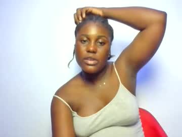 Drippuna Chaturbate stream image from February 25, 2026