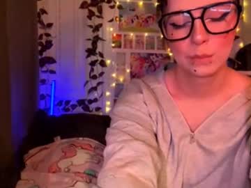 Moonvampiq Chaturbate stream image from February 25, 2026