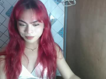 Hoelyaurora Chaturbate stream image from February 25, 2026