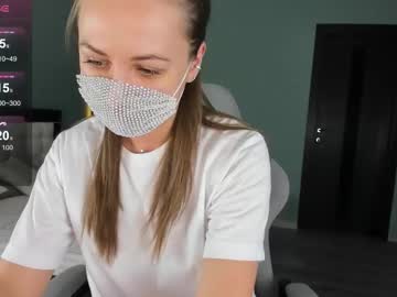 Eva1oo Chaturbate stream image from February 26, 2026