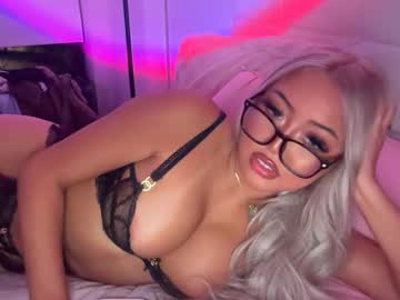 Ashlynkira Chaturbate stream image from February 26, 2026