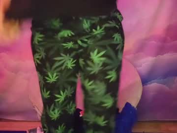 Pixiepeech Chaturbate stream image from February 26, 2026