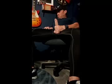 Hecatoncheires187420 Chaturbate stream image from February 26, 2026