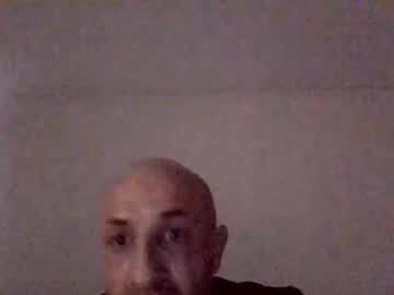 Millo82193827 Chaturbate stream image from February 26, 2026