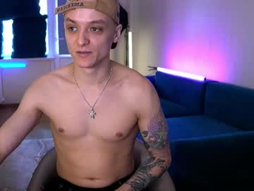 Niki0_O Chaturbate stream image from February 26, 2026
