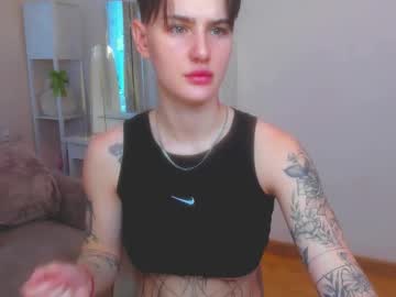 Milenakeeks Chaturbate stream image from February 26, 2026