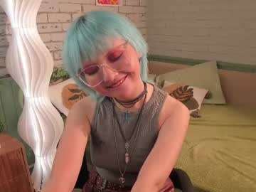 Powderofgun Chaturbate stream image from February 26, 2026