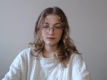 Lily_Tayberry Chaturbate stream image from February 26, 2026
