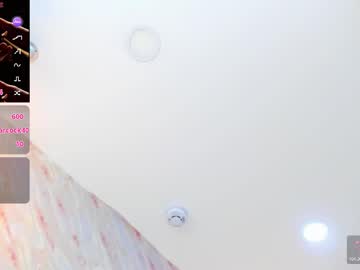 Preettymoon Chaturbate stream image from February 26, 2026