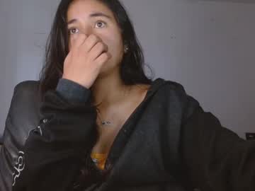 Nahomy_Rain Chaturbate stream image from February 26, 2026