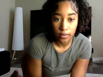 Gyalxoxo Chaturbate stream image from February 26, 2026
