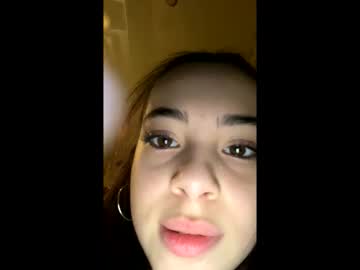 Emiliscute Chaturbate stream image from February 26, 2026
