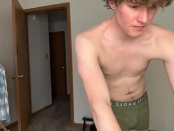 Gucciboi4 Chaturbate stream image from February 26, 2026