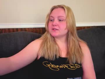 Phatassblond Chaturbate stream image from February 26, 2026