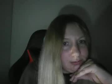 Poliholly Chaturbate stream image from February 26, 2026