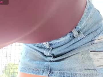Nathalie_Es Chaturbate stream image from February 26, 2026