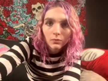 Mamashroomz Chaturbate stream image from February 27, 2026