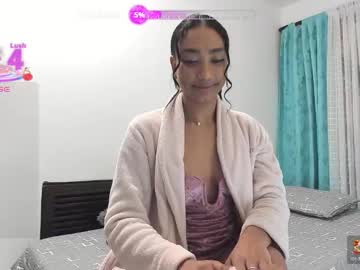 Thechicanextdoor Chaturbate stream image from February 27, 2026