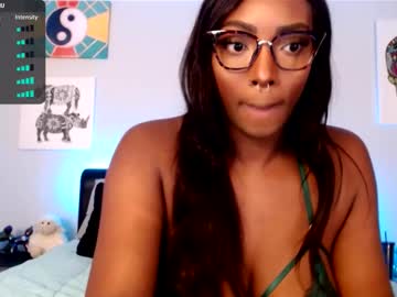 Laylaariana69 Chaturbate stream image from February 27, 2026