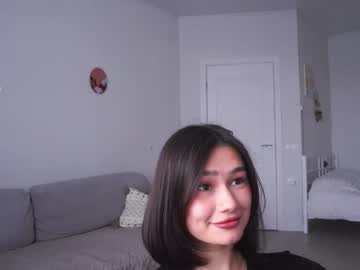 Floralmuse Chaturbate stream image from February 27, 2026
