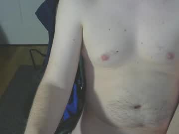 Giantboy10 Chaturbate stream image from February 27, 2026