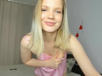 Xloe_Queen Chaturbate stream image from February 27, 2026