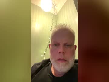 Bdddave Chaturbate stream image from February 27, 2026