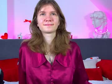 Milamaelis Chaturbate stream image from February 27, 2026