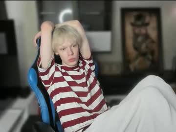 Tuz94 Chaturbate stream image from February 27, 2026