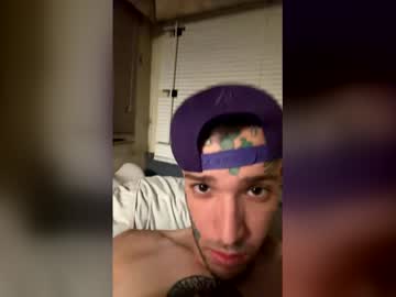 Yolomasterswag Chaturbate stream image from February 27, 2026