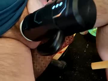 Mikeylikesit38 Chaturbate stream image from February 27, 2026