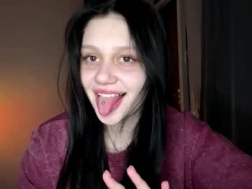 Edytdail Chaturbate stream image from February 27, 2026
