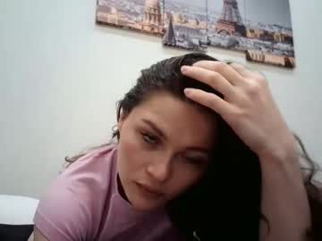 Avelinehowo_Uwu Chaturbate stream image from February 27, 2026