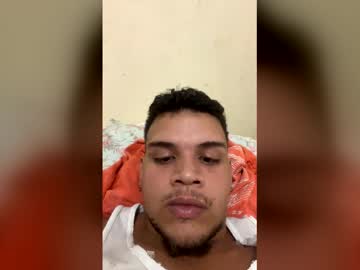 Gigante21cm Chaturbate stream image from February 27, 2026