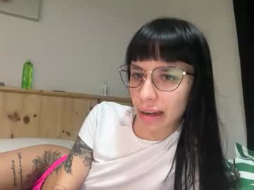 Soylareinadelsur Chaturbate stream image from February 27, 2026