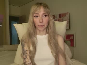 Lunainnk Chaturbate stream image from February 27, 2026
