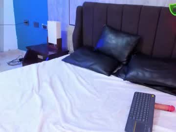 Emmapetty Chaturbate stream image from February 28, 2026