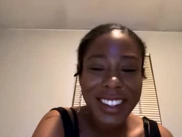Bubblezthedoll Chaturbate stream image from February 28, 2026