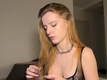 Nura_Foxx Chaturbate stream image from February 28, 2026