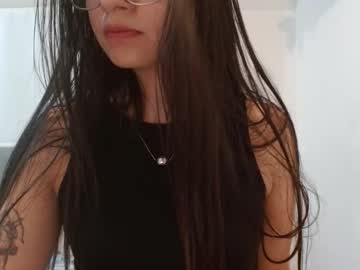 Rossy_Tea Chaturbate stream image from February 28, 2026