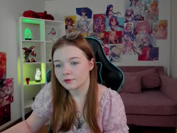 Elinavale Chaturbate stream image from February 28, 2026