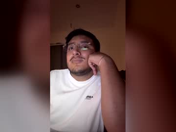 Leonardova Chaturbate stream image from February 28, 2026