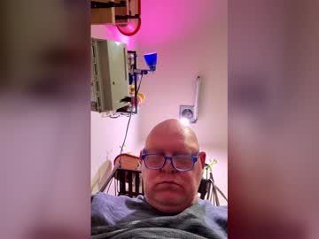 Larsenbrent44 Chaturbate stream image from February 28, 2026