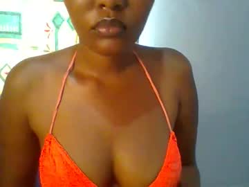 Lovelyy_Dreams Chaturbate stream image from February 28, 2026