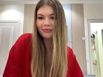 Rosalynhouk Chaturbate stream image from February 28, 2026